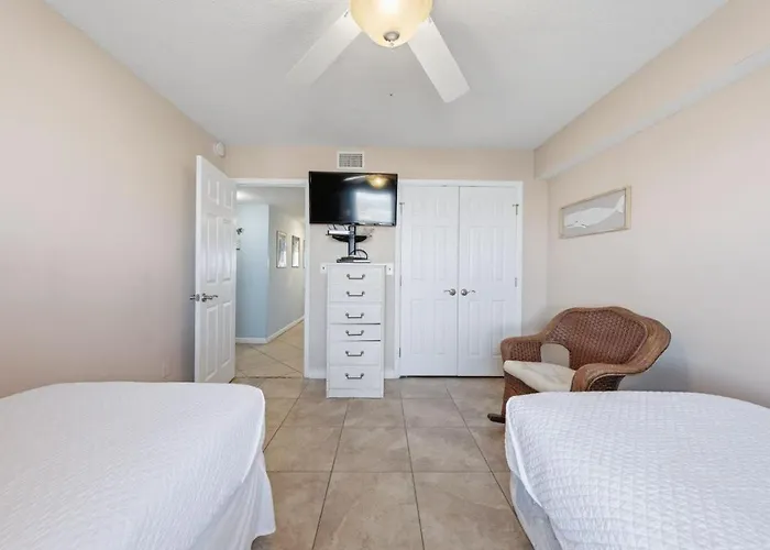 Boardwalk 587 By Youngs Suncoast *