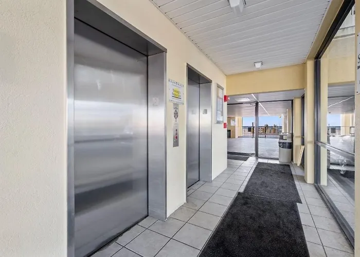Boardwalk 587 By Youngs Suncoast Gulf Shores